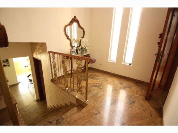 Imagem Casa com 4 Quartos à Venda, 400 m² em Vila Rosália - Guarulhos Imagem Casa com 4 Quartos à Venda, 400 m² em Vila Rosália - Guarulhos