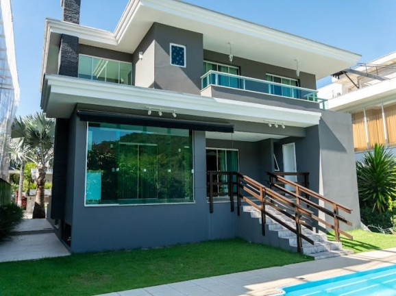 Imagem Casa com 5 Quartos à Venda, 630 m² em Praia Do Estaleiro - Balneário Camboriú