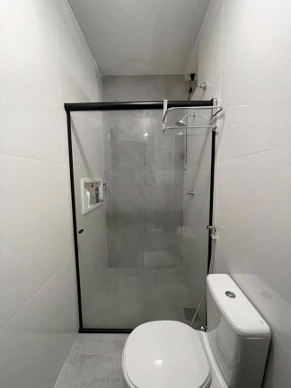 Imagem Sobrado com 4 Quartos para Alugar,  em Jardim Renascença - São Luís