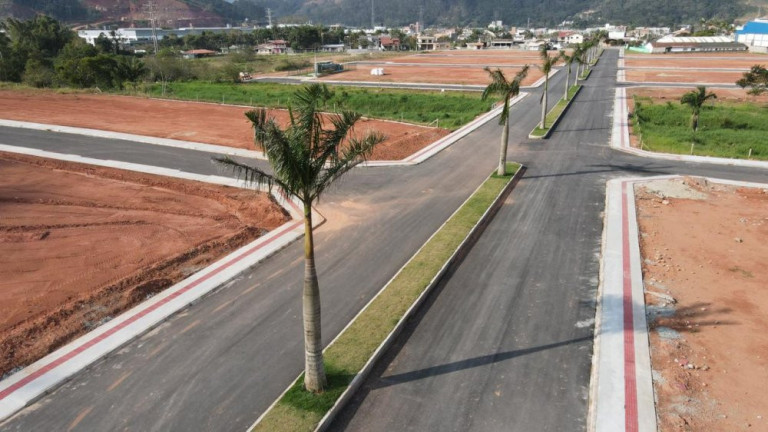 Imagem Imóvel à Venda, 300 m² em Rio Pequeno - Camboriú Imagem Imóvel à Venda, 300 m² em Rio Pequeno - Camboriú