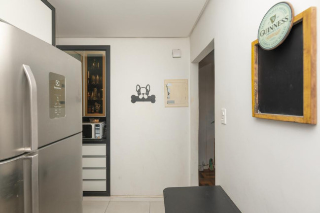 Imagem Imóvel com 2 Quartos à Venda, em Cidade Baixa - Porto Alegre Imagem Imóvel com 2 Quartos à Venda, em Cidade Baixa - Porto Alegre