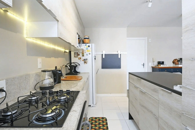 Imagem Apartamento com 2 Quartos à Venda, 65 m² em São Sebastião - Porto Alegre Imagem Apartamento com 2 Quartos à Venda, 65 m² em São Sebastião - Porto Alegre