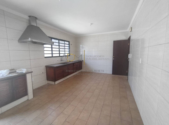 Imagem Casa com 4 Quartos à Venda, 400 m² em Vila Pinheiro Machado - Botucatu