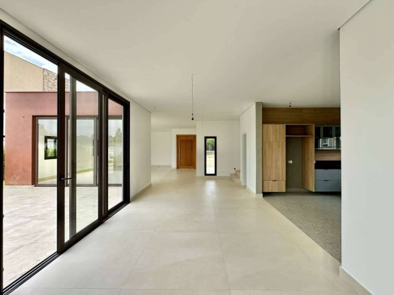 Imagem Casa de Condomínio com 4 Quartos à Venda, em Granja Viana - Carapicuíba Imagem Casa de Condomínio com 4 Quartos à Venda, em Granja Viana - Carapicuíba