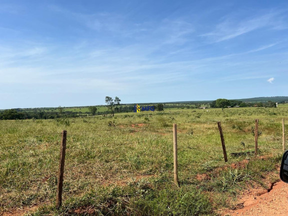 Imagem Chácara à Venda, em área Rural De Uberlândia - Uberlândia Imagem Chácara à Venda, em área Rural De Uberlândia - Uberlândia