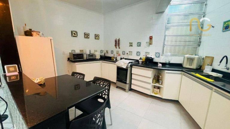 Imagem Casa com 3 Quartos à Venda, 500 m² em Canto Do Forte - Praia Grande Imagem Casa com 3 Quartos à Venda, 500 m² em Canto Do Forte - Praia Grande
