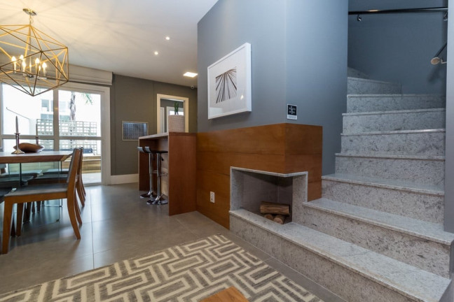 Imagem Casa com 3 Quartos à Venda, 155 m² em Vila Nova - Porto Alegre Imagem Casa com 3 Quartos à Venda, 155 m² em Vila Nova - Porto Alegre