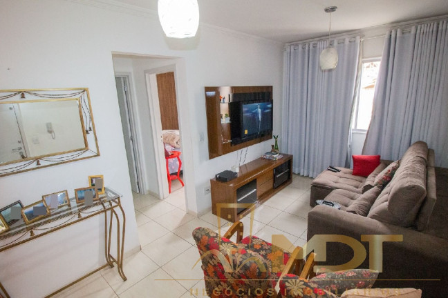 Imagem Apartamento com 2 Quartos à Venda, 77 m² em Jaqueline - Belo Horizonte