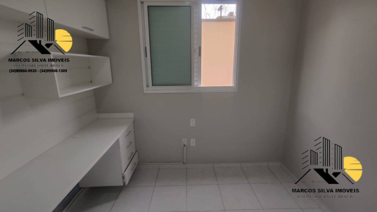 Imagem Apartamento com 2 Quartos à Venda, 55 m² em Santa Mônica - Uberlândia