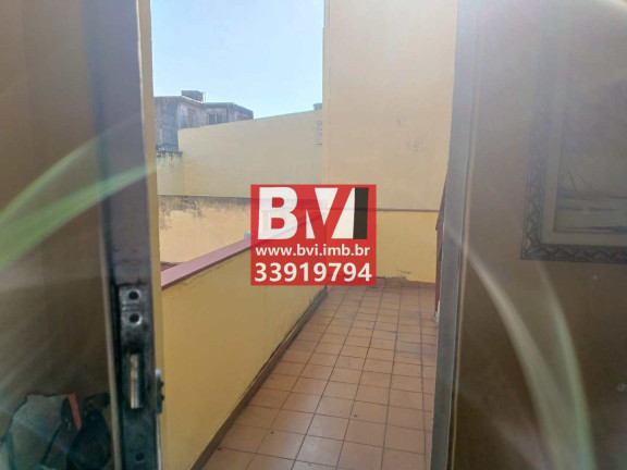 Imagem Casa com 4 Quartos à Venda, 276 m² em Olaria - Rio De Janeiro Imagem Casa com 4 Quartos à Venda, 276 m² em Olaria - Rio De Janeiro