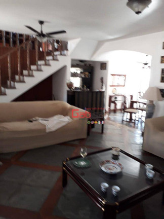 Imagem Casa com 3 Quartos à Venda, 320 m² em Passagem - Cabo Frio
