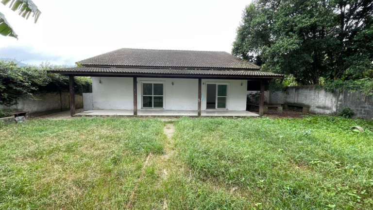 Casa com 3 Quartos à Venda, 2.450 m² em Vargem Grande - Rio De Janeiro
