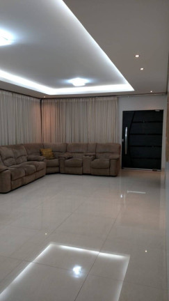 Imagem Casa com 4 Quartos à Venda, 250 m² em Setor Faiçalville - Goiânia Imagem Casa com 4 Quartos à Venda, 250 m² em Setor Faiçalville - Goiânia
