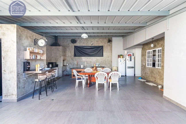 Imagem Casa com 3 Quartos à Venda, 178 m² em Ariribá - Balneário Camboriú Imagem Casa com 3 Quartos à Venda, 178 m² em Ariribá - Balneário Camboriú