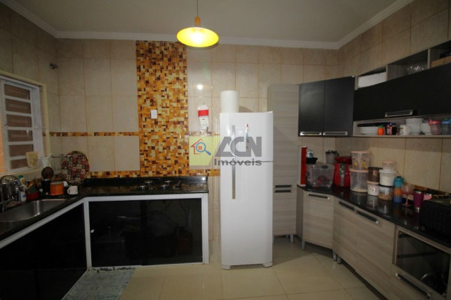 Imagem Sobrado com 4 Quartos à Venda, 210 m² em Parque Franceschini - Sumaré Imagem Sobrado com 4 Quartos à Venda, 210 m² em Parque Franceschini - Sumaré