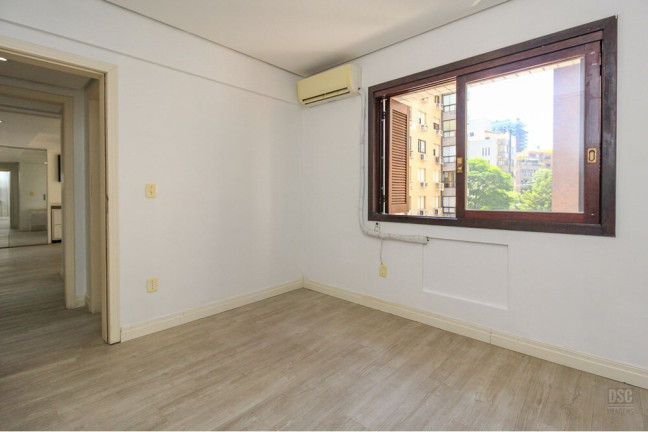 Imagem Apartamento com 3 Quartos à Venda, 137 m² em Petrópolis - Porto Alegre