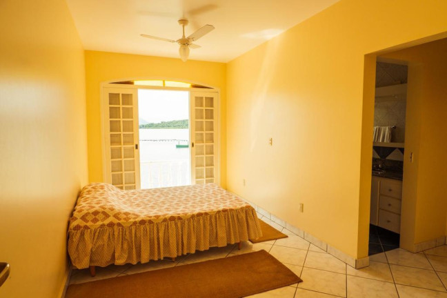 Imagem Casa com 5 Quartos à Venda, 750 m² em Ribeirão Da Ilha - Florianópolis