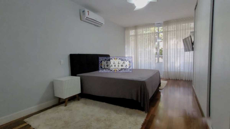 Imagem Apartamento com 4 Quartos à Venda ou Locação, 240 m² em Copacabana - Rio De Janeiro Imagem Apartamento com 4 Quartos à Venda ou Locação, 240 m² em Copacabana - Rio De Janeiro