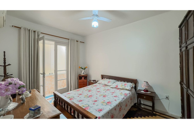 Imagem Imóvel com 2 Quartos à Venda,  em Santana - Porto Alegre