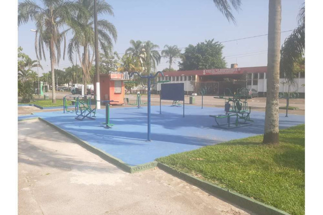 Imagem Casa com 2 Quartos à Venda, 83 m² em Castelo - Santos