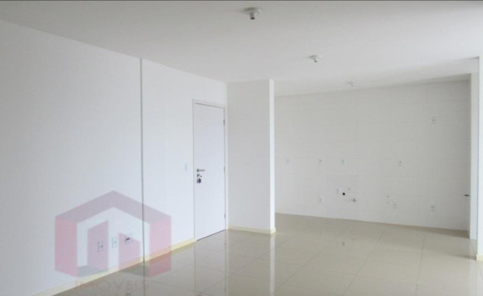 Imagem Imóvel com 2 Quartos à Venda, 98 m² Imagem Imóvel com 2 Quartos à Venda, 98 m²