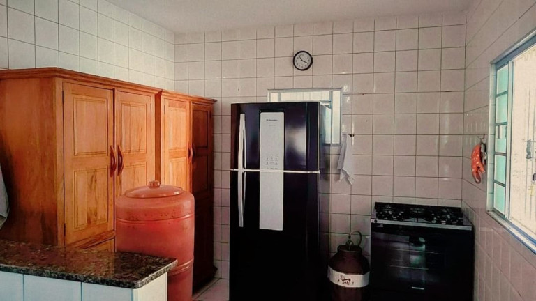 Imagem Casa com 3 Quartos à Venda, 182 m² em Centro - Jacareí