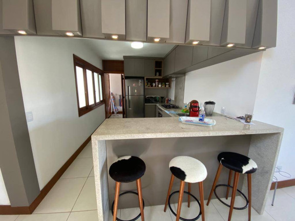 Imagem Casa com 3 Quartos à Venda, 300 m² em Atlântida Sul - Osório Imagem Casa com 3 Quartos à Venda, 300 m² em Atlântida Sul - Osório