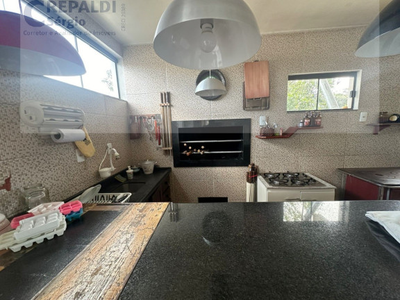 Imagem Casa com 4 Quartos à Venda, em Mina Brasil - Criciúma Imagem Casa com 4 Quartos à Venda, em Mina Brasil - Criciúma
