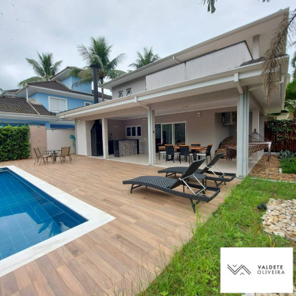 Casa de Condomínio com 4 Quartos à Venda, 292 m² em Horto Florestal - Ubatuba
