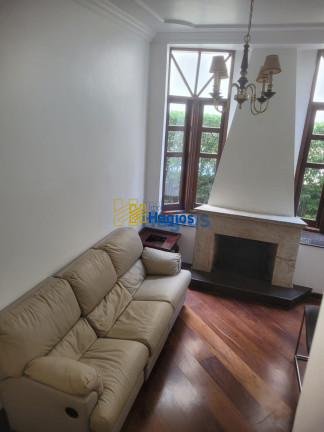Casa de Condomínio com 3 Quartos para Alugar, 300 m² em Alphaville - Santana De Parnaíba