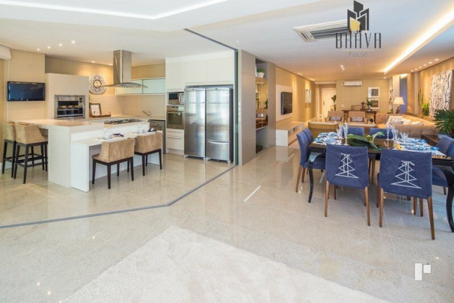 Imagem Apartamento com 3 Quartos à Venda, 375 m² em Centro - Balneário Camboriú Imagem Apartamento com 3 Quartos à Venda, 375 m² em Centro - Balneário Camboriú