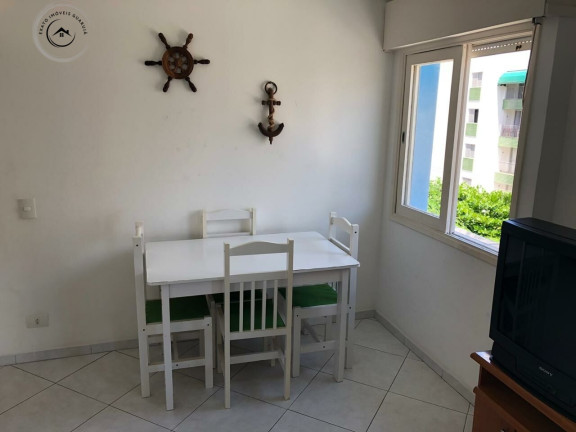 Imagem Apartamento com 1 Quarto para Alugar ou Temporada, 65 m² em Enseada - Guarujá Imagem Apartamento com 1 Quarto para Alugar ou Temporada, 65 m² em Enseada - Guarujá