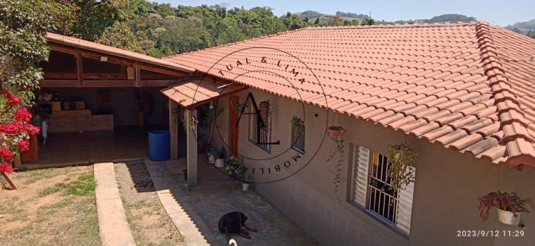 Casa com 2 Quartos à Venda, 80 m² em Socorro