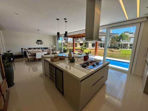 Imagem Casa com 4 Quartos à Venda, 333 m² em Condominio Malibu Beach Residence - Xangri-lá Imagem Casa com 4 Quartos à Venda, 333 m² em Condominio Malibu Beach Residence - Xangri-lá