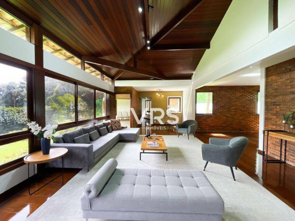 Imagem Casa com 5 Quartos à Venda, 258 m² em Quebra Frascos - Teresópolis Imagem Casa com 5 Quartos à Venda, 258 m² em Quebra Frascos - Teresópolis