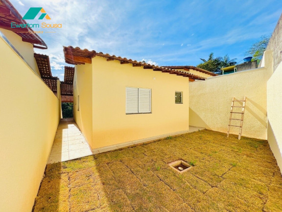 Imagem Casa com 3 Quartos à Venda, 120 m² em Corumbá (terra Preta) - Mairiporã