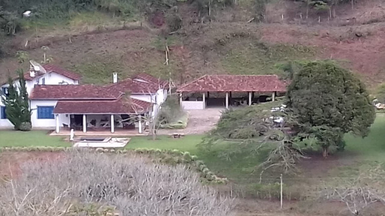 Imagem Imóvel com 7 Quartos à Venda, 400 m² em águas Claras - São José Do Vale Do Rio Preto