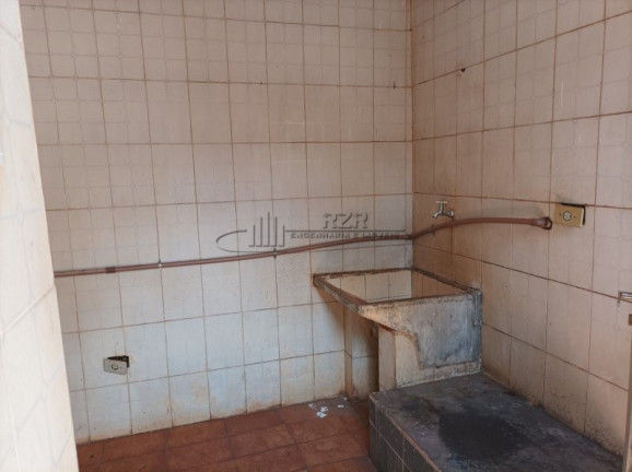Imagem Casa com 2 Quartos à Venda, 122 m² em Jd. Jatay - Luís Antônio