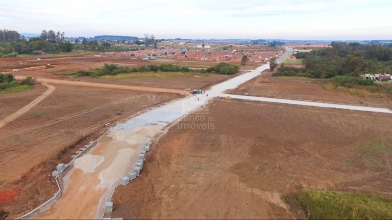 Imagem Terreno à Venda, 300 m² em Diácono João Luiz Pozzobon - Santa Maria Imagem Terreno à Venda, 300 m² em Diácono João Luiz Pozzobon - Santa Maria