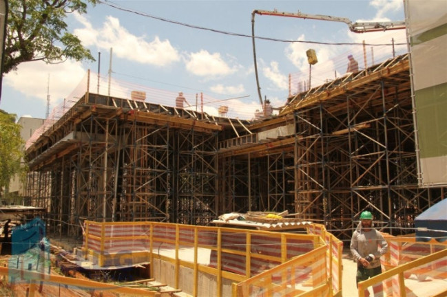 Imagem Apartamento com 2 Quartos à Venda, 86 m² em Cristo Rei - Curitiba Imagem Apartamento com 2 Quartos à Venda, 86 m² em Cristo Rei - Curitiba