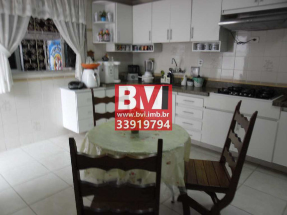 Imagem Casa com 3 Quartos à Venda, 107 m² em Vila Da Penha - Rio De Janeiro