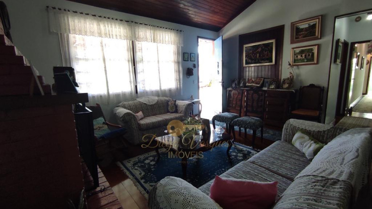 Imagem Casa com 4 Quartos à Venda, 172 m² em Tijuca - Teresópolis Imagem Casa com 4 Quartos à Venda, 172 m² em Tijuca - Teresópolis