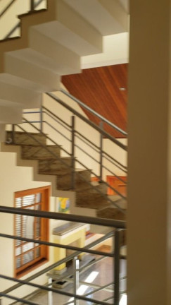 Imagem Sobrado com 4 Quartos à Venda, 335 m² em Caputera - Arujá Imagem Sobrado com 4 Quartos à Venda, 335 m² em Caputera - Arujá