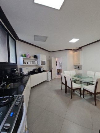 Imagem Imóvel com 4 Quartos à Venda, 330 m² em Horto Florestal - Salvador Imagem Imóvel com 4 Quartos à Venda, 330 m² em Horto Florestal - Salvador