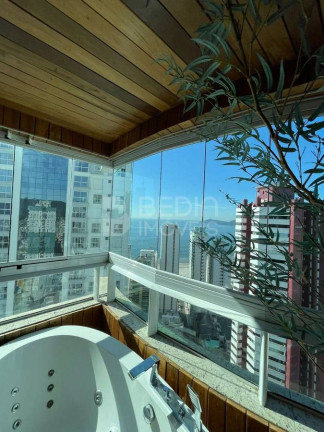 Imagem Apartamento com 3 Quartos à Venda, 154 m² em Centro - Balneário Camboriú Imagem Apartamento com 3 Quartos à Venda, 154 m² em Centro - Balneário Camboriú
