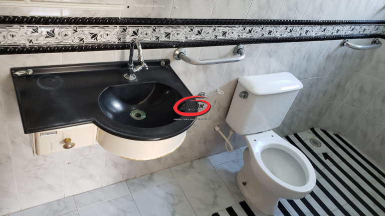 Imagem Casa com 4 Quartos à Venda, 155 m² em Centro - Ubatuba