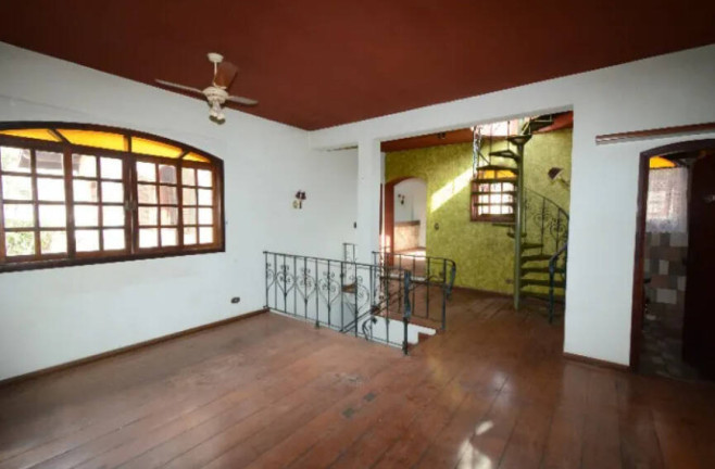 Imagem Casa com 5 Quartos à Venda, 856 m² em Capela Do Socorro - São Paulo Imagem Casa com 5 Quartos à Venda, 856 m² em Capela Do Socorro - São Paulo