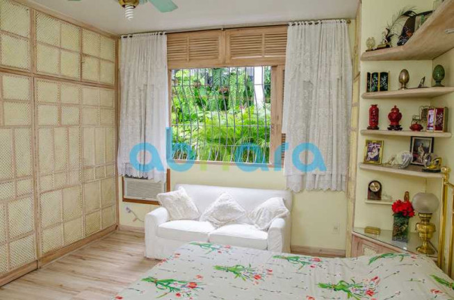Imagem Casa com 5 Quartos à Venda, 550 m² em Jardim Botânico - Rio De Janeiro