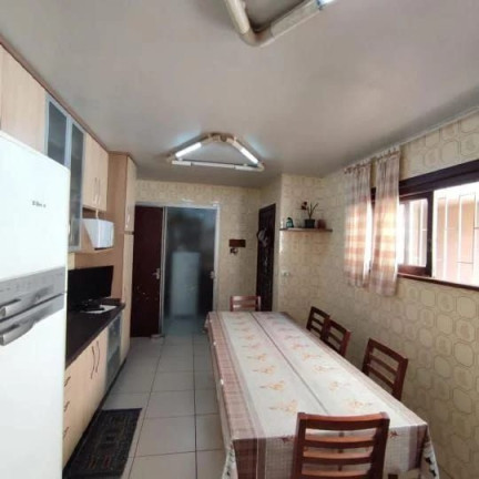 Imagem Casa com 5 Quartos à Venda, 240 m² em São Lourenço - Curitiba