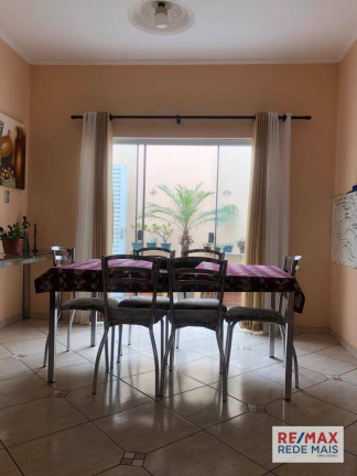 Imagem Casa com 2 Quartos à Venda, 115 m² em Jardim Cambuí - Botucatu Imagem Casa com 2 Quartos à Venda, 115 m² em Jardim Cambuí - Botucatu